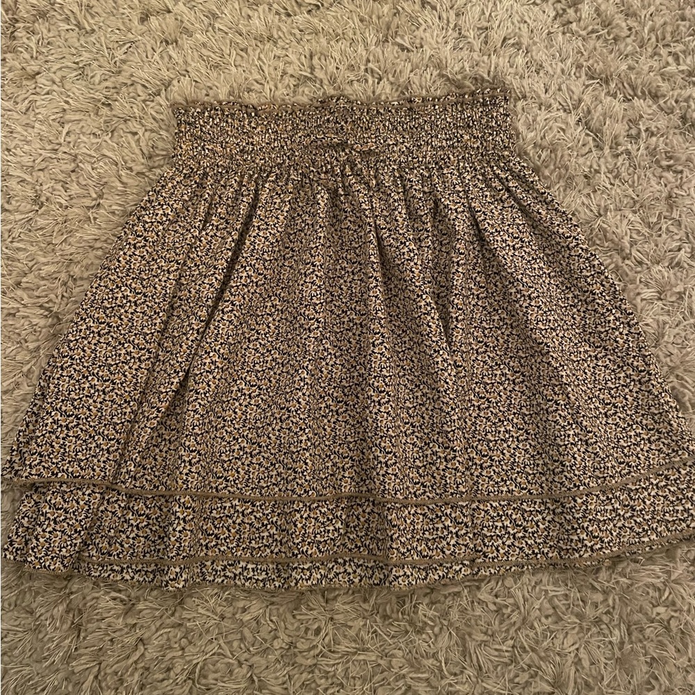 Princess Polly Hazel brand Tiered Flowy mini skirt with sunflower design in tan